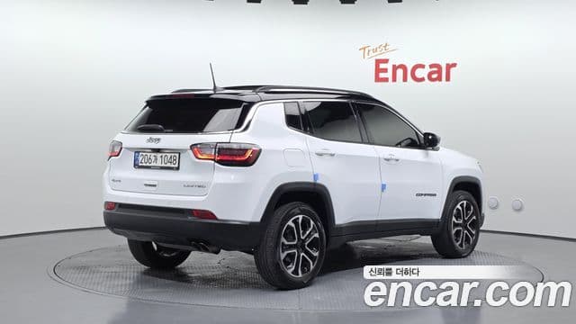 Jeep Compass 2022 — Фото 2/20