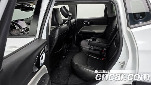 Jeep Compass 2022 — Şəkil 12/20