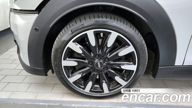 Mini Cooper S 2022 — фото 5 из 20