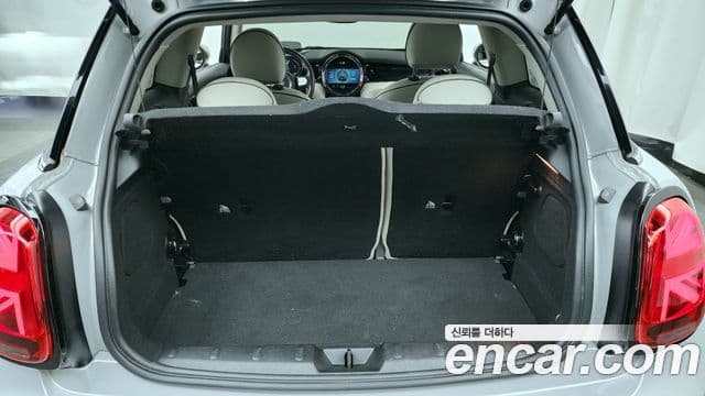 Mini Cooper S 2022 — фото 20 из 20