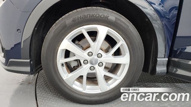 Audi Q3 2020 — ფოტო 4/20