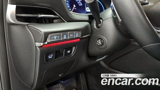 Genesis GV80 2021 — ფოტო 18/37