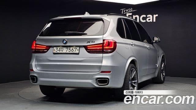 BMW X5 2018 — Фото 2/20