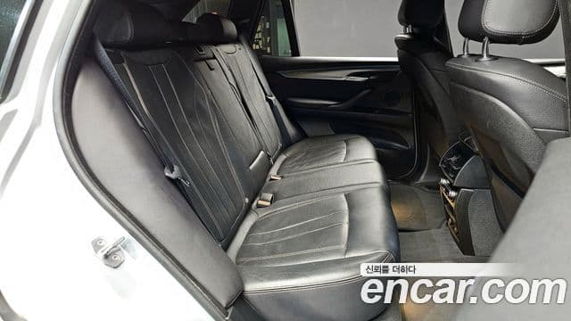 BMW X5 2018 — Фото 11/20
