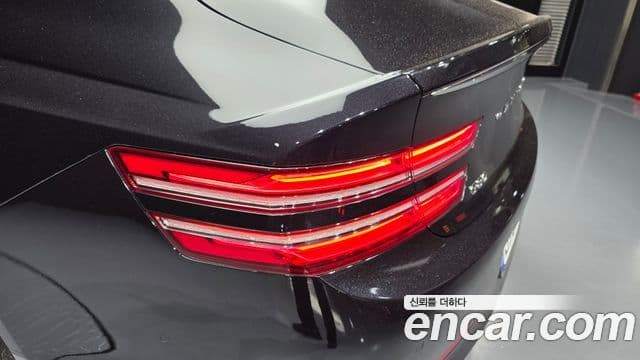 Genesis G80 2021 — Şəkil 27/32