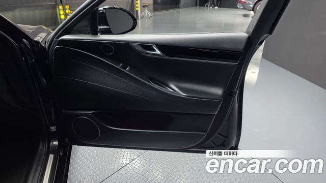 Genesis G80 2021 — Şəkil 32/32