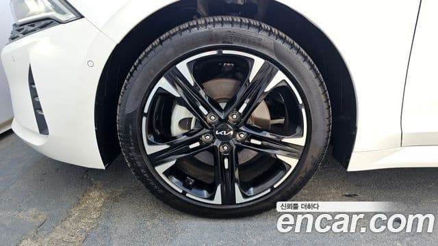 Kia K5 2023 — Şəkil 5/20