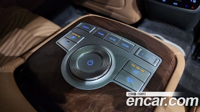 Genesis G80 2020 — Şəkil 36/38