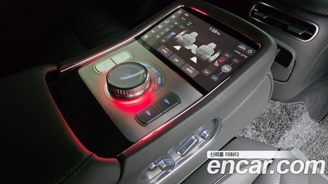 Genesis G90 2022 — Photo 6/35