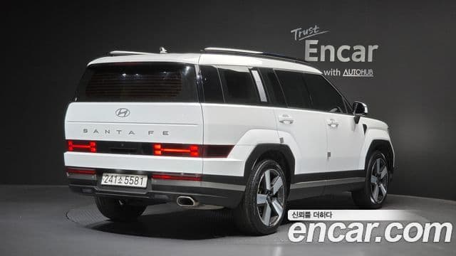 Hyundai Santa Fe 2024 — ფოტო 2/20