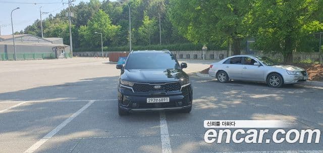 Kia Sorento 2021 — ფოტო 14/20