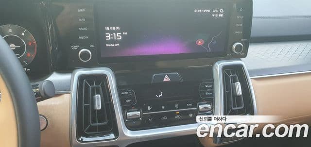 Kia Sorento 2021 — ფოტო 5/20