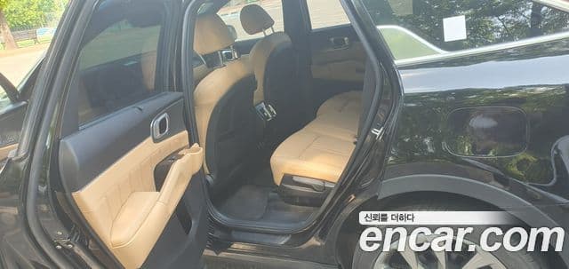 Kia Sorento 2021 — ფოტო 11/20