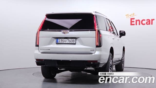 Cadillac Escalade 2021 — ფოტო 4/20