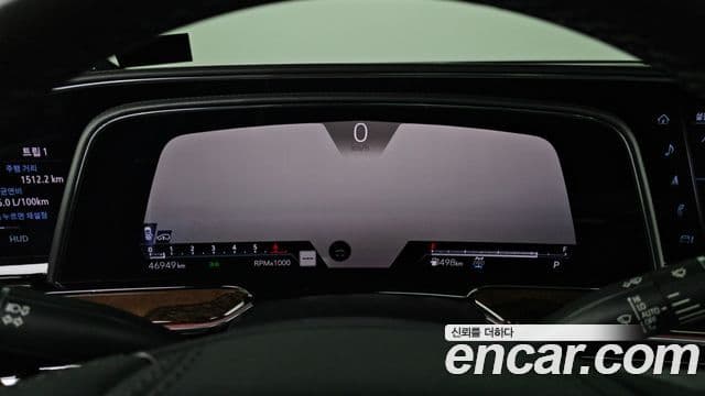Cadillac Escalade 2021 — ფოტო 8/20
