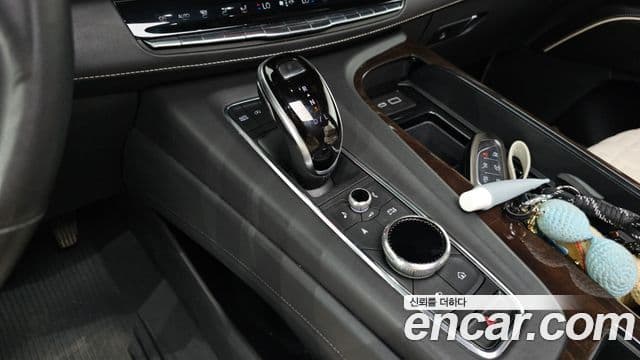 Cadillac Escalade 2021 — фото 9 из 20