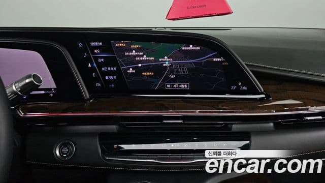 Cadillac Escalade 2021 — фото 15 из 20