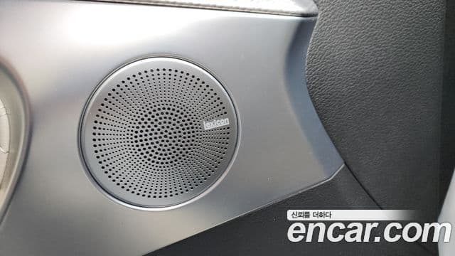 Genesis G70 2021 — Şəkil 13/20