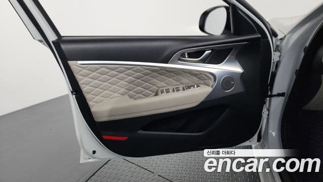 Genesis G70 2021 — Şəkil 16/20