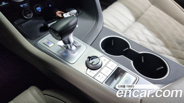 Genesis G70 2021 — ფოტო 16/40