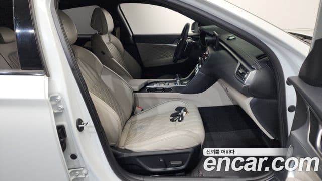 Genesis G70 2021 — ფოტო 13/40