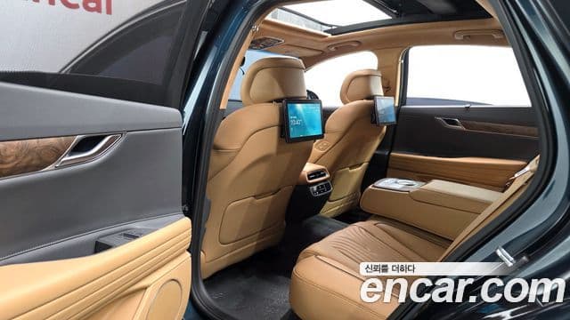 Genesis Electrified G80 2022 — Şəkil 10/20