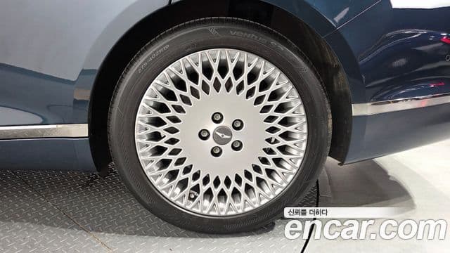 Genesis G80 2022 — ფოტო 24/34