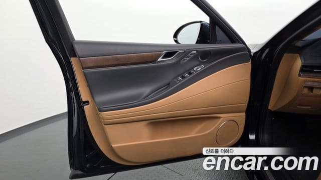 Genesis G80 2022 — ფოტო 13/34