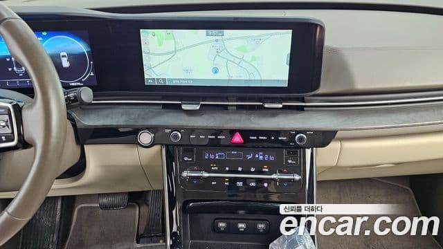 Kia Carnival 2022 — ფოტო 12/20