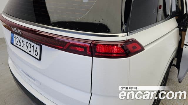 Kia Carnival 2022 — Photo 1/33