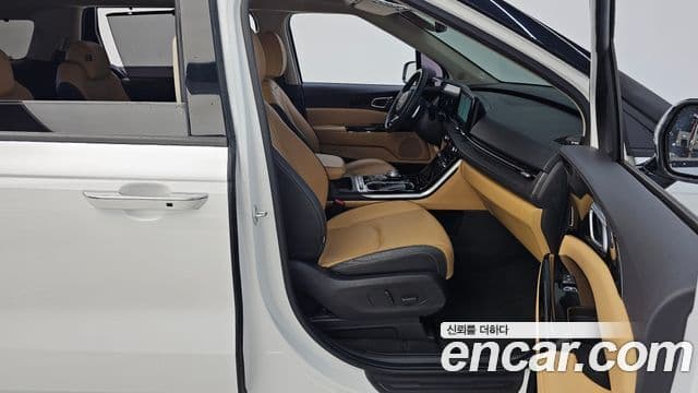 Kia Carnival 2022 — Photo 3/33