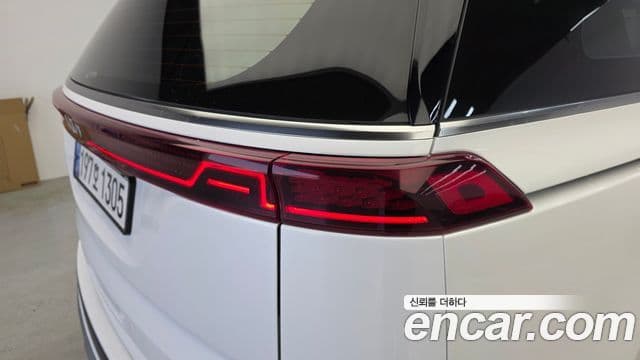 Kia Carnival 2022 — Photo 24/32