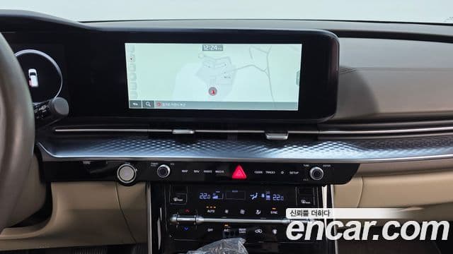 Kia Carnival 2022 — Photo 3/32