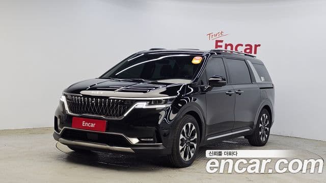 Kia Carnival 2023 — ფოტო 1/20