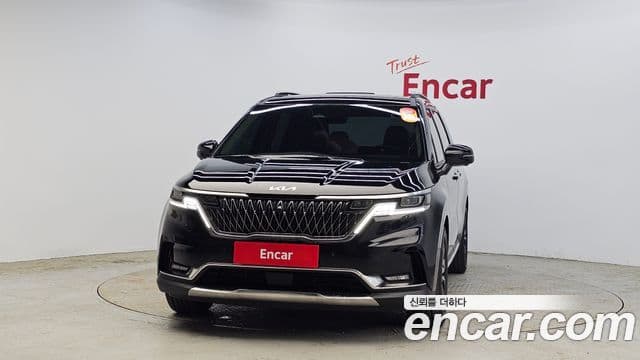 Kia Carnival 2023 — ფოტო 3/20