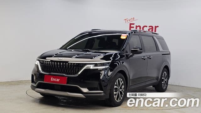 Kia Carnival 2021 — Фото 1/20