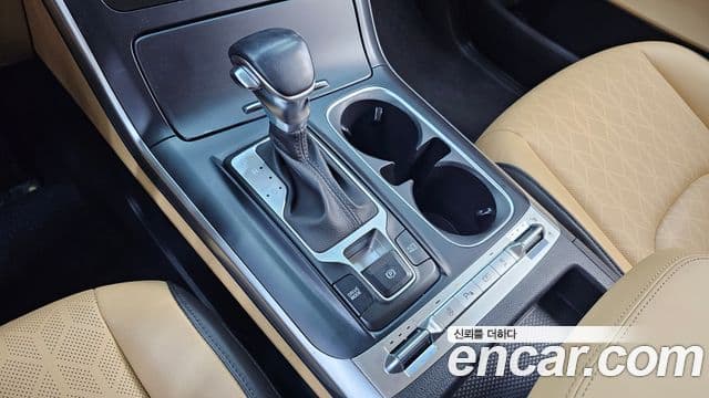 Kia Carnival 2021 — Фото 9/20