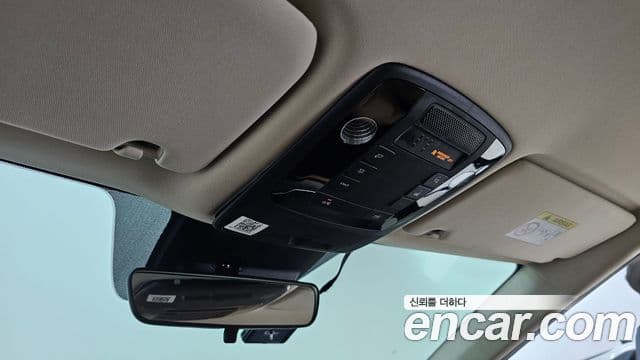 Kia Carnival 2021 — Фото 18/20