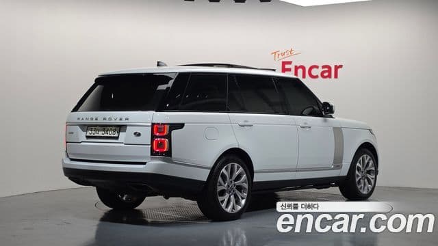 Land Rover Range Rover 2019 — Photo 7/20