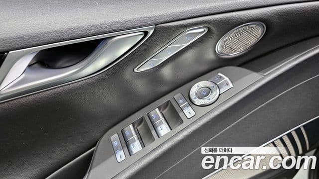 Genesis G80 2020 — Photo 20/32