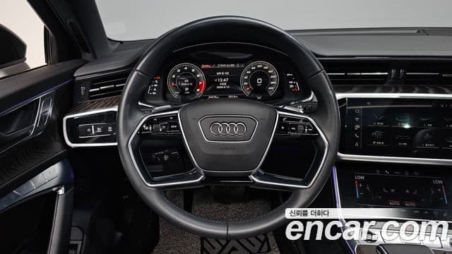 Audi A6 2021 — Фото 13/20