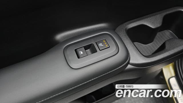 Hyundai Santa Fe 2024 — ფოტო 19/20