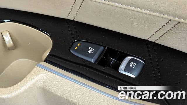 Kia Sorento 2024 — Şəkil 16/20
