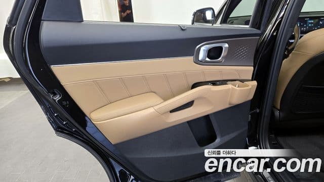Kia Sorento 2024 — Photo 20/31