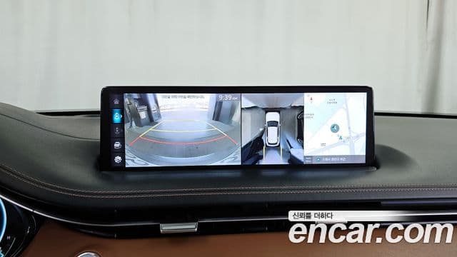 Genesis GV70 2021 — ფოტო 16/20