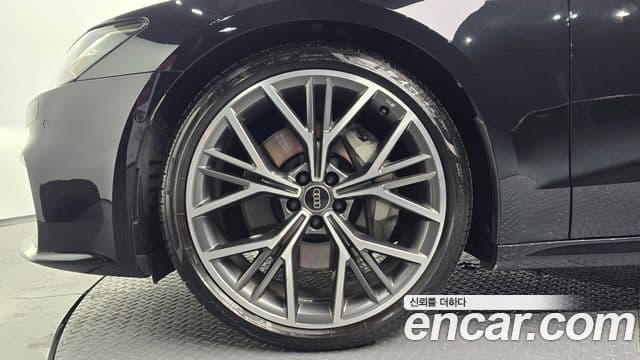 Audi A7 2025 — Photo 21/32