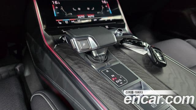Audi A7 2025 — Photo 2/32