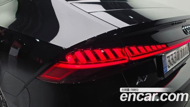 Audi A7 2025 — Photo 17/32