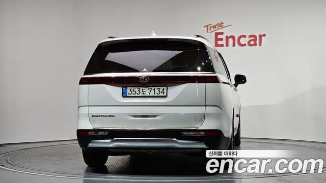 Kia Carnival 2020 — Фото 4/20