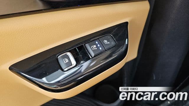 Kia Carnival 2020 — Фото 19/20